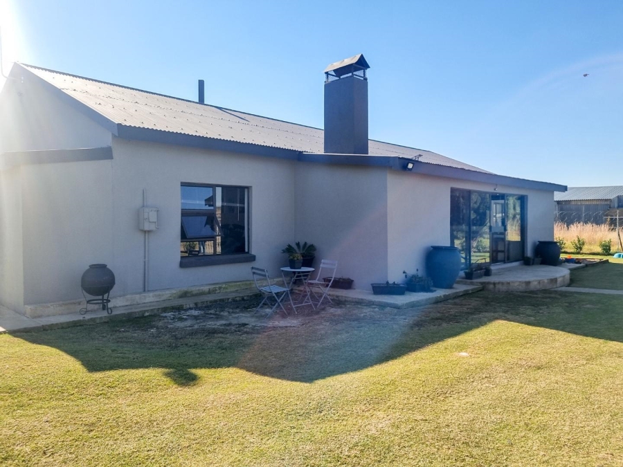 6 Bedroom Property for Sale in Paul Roux Free State